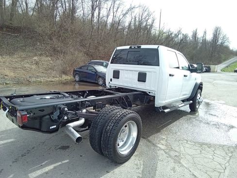 New 2026 RAM 5500 Tradesman AWD/4WD image 4