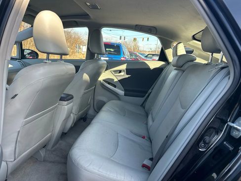 Used 2010 Toyota Prius Two image 32