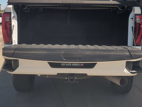 Used 2024 GMC Sierra 2500 Denali w/ Denali Reserve Package AWD/4WD image 32