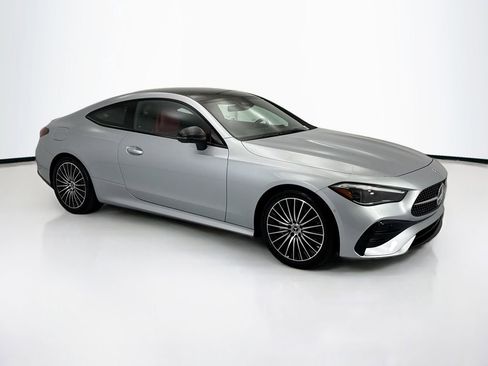 Certified 2026 Mercedes-Benz CLE 300 4MATIC Coupe image 3