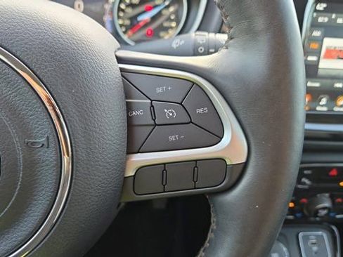 Used 2017 Jeep Compass Limited AWD/4WD image 24