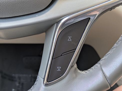 Used 2021 Cadillac XT5 Premium Luxury FWD image 29
