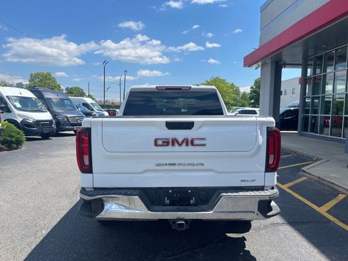 Used 2025 GMC Sierra 1500 SLT AWD/4WD image 7
