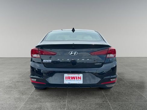 Used 2019 Hyundai Elantra Limited w/ Ultimate Package 02 FWD image 4