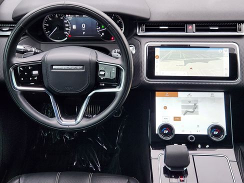 Certified 2021 Land Rover Range Rover Velar R-Dynamic S image 28