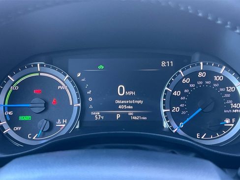 Certified 2025 Toyota Highlander XLE image 26