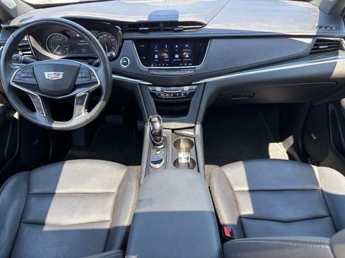 Used 2023 Cadillac XT5 Premium Luxury FWD image 13