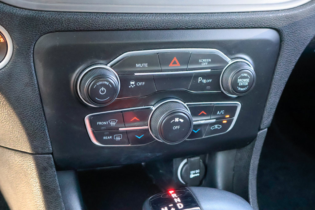 Used 2023 Dodge Charger SXT RWD image 14