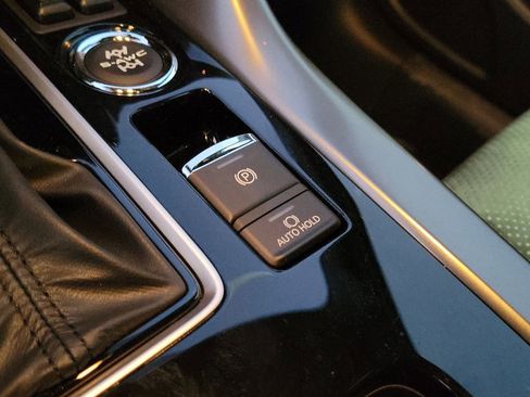 New 2026 Mitsubishi Eclipse Cross SEL image 21