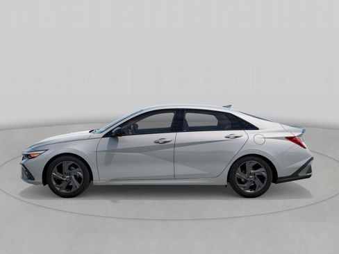 New 2026 Hyundai Elantra Sport image 3