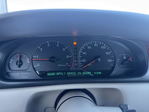 Used 2001 Cadillac Eldorado Touring image 12