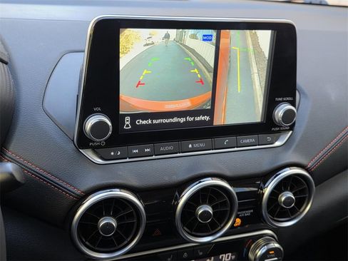 Used 2024 Nissan Sentra SR w/ SR Premium Package image 15