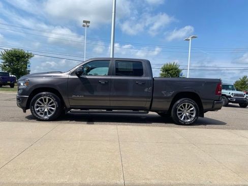 Used 2023 RAM 1500 Laramie AWD/4WD image 8