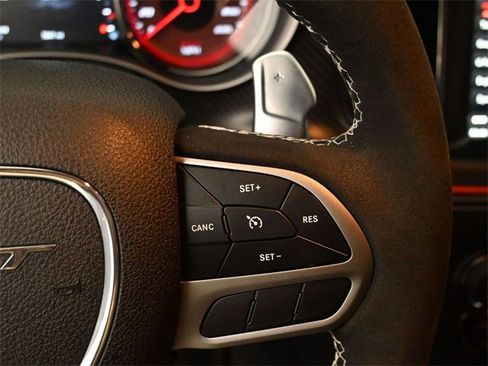 Used 2022 Dodge Charger SRT Hellcat image 33