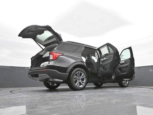 New 2026 Ford Explorer Active w/ Active Comfort Package AWD/4WD image 70