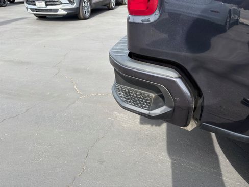 Used 2023 Chevrolet Silverado 1500 RST image 10