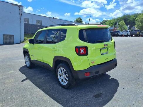 Certified 2019 Jeep Renegade Sport w/ Sport Appearance Group AWD/4WD image 6