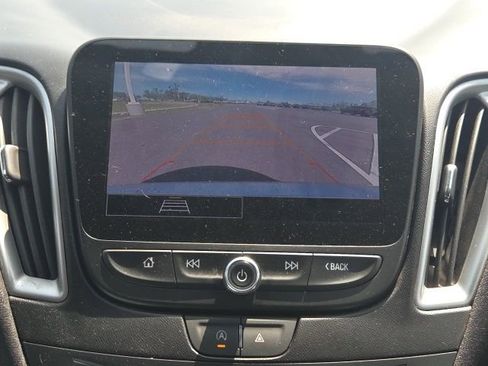 Used 2023 Chevrolet Malibu LT image 28