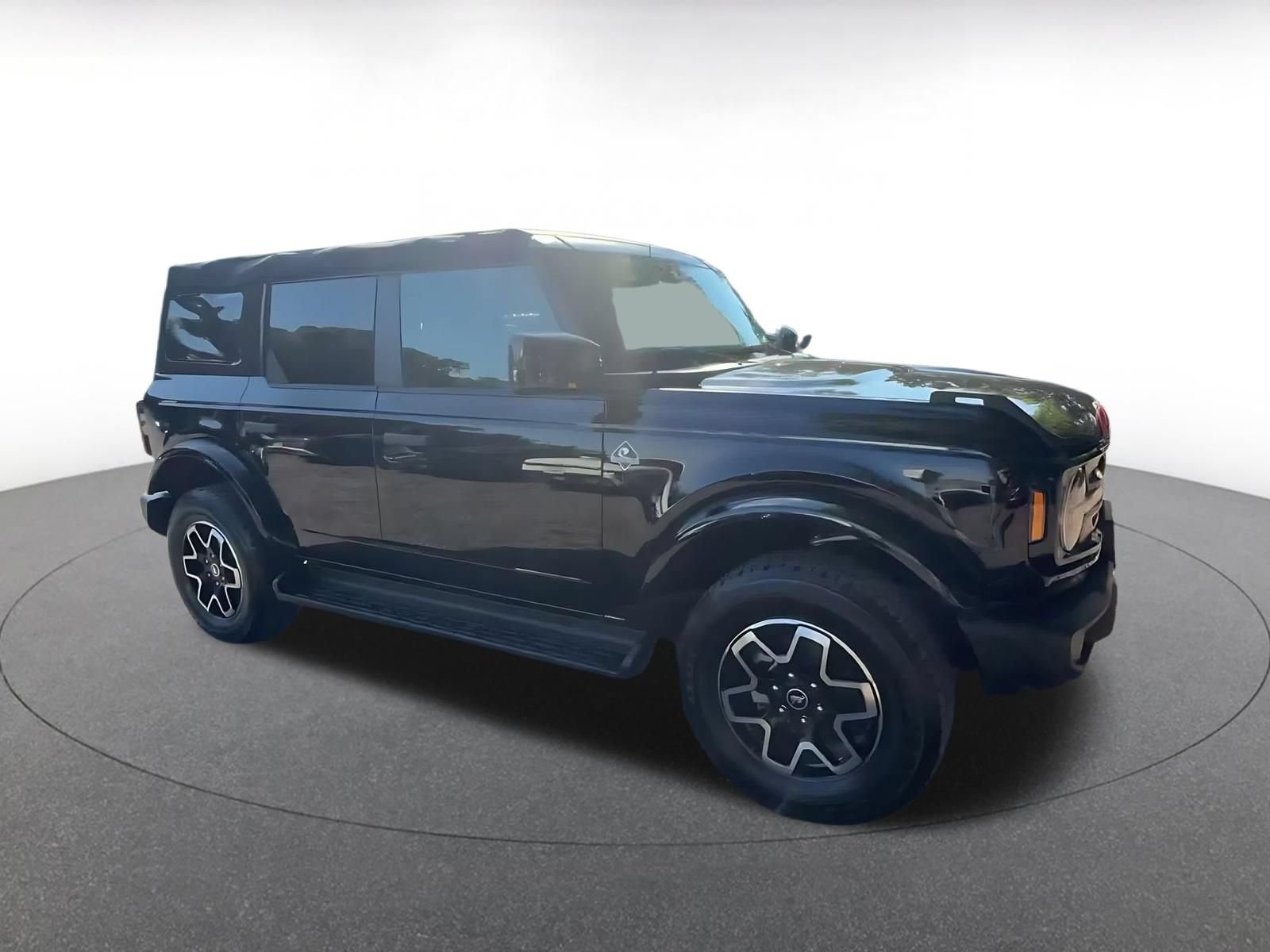 Used 2026 Ford Bronco Outer Banks AWD/4WD image 2