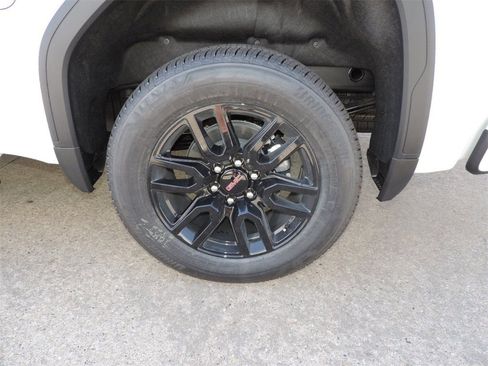 New 2025 GMC Sierra 1500 Elevation w/ Elevation Premium Package image 10