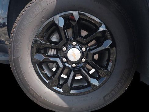 Used 2022 Chevrolet Tahoe LT RWD image 3