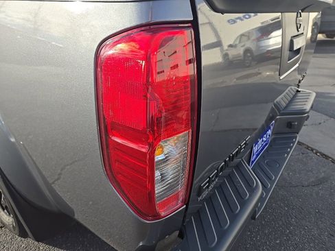 Used 2019 Nissan Frontier SV w/ Value Truck Package image 32