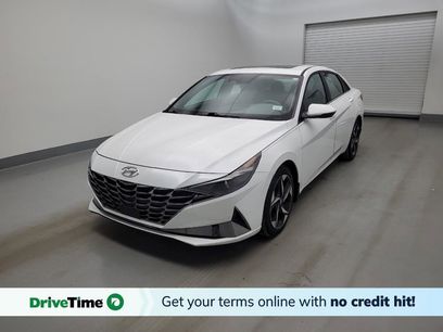 Used 2022 Hyundai Elantra SEL w/ Convenience + Premium Package