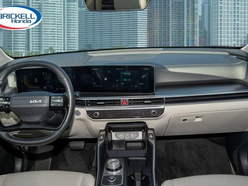 Used 2026 Kia Sorento EX w/ EX Premium Package FWD image 24