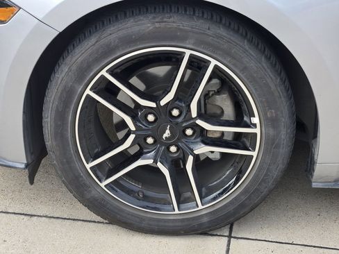 Used 2020 Ford Mustang Premium RWD image 17