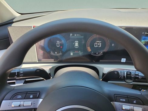 New 2026 Hyundai Tucson SE image 10