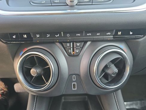 Used 2024 Chevrolet Blazer LT w/ Convenience Package image 26