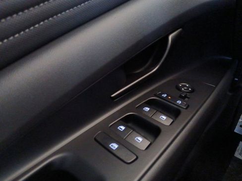 New 2026 Hyundai Elantra Sport FWD image 16