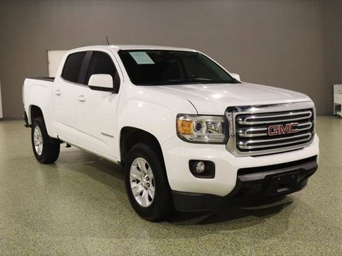 Used 2018 GMC Canyon SLE w/ SLE Convenience Package image 1