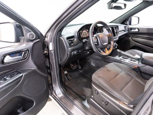 Used 2023 Dodge Durango AWD image 12
