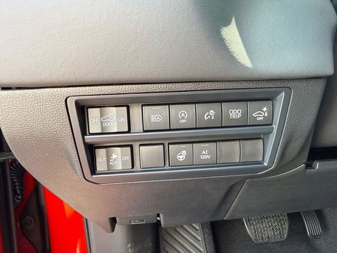Used 2026 Toyota Tundra Platinum AWD/4WD image 13