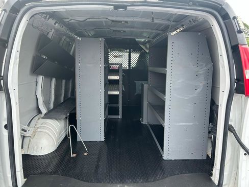 Used 2019 Chevrolet Express 2500 w/ Driver Convenience Package RWD image 26