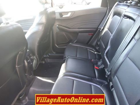 Used 2022 Ford Escape SEL image 31