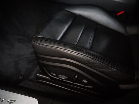 Certified 2022 Porsche Panamera 4 AWD/4WD image 14