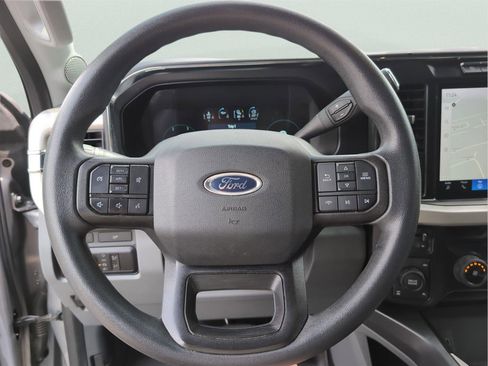 Used 2023 Ford F250 XLT w/ XLT Premium Package AWD/4WD image 25
