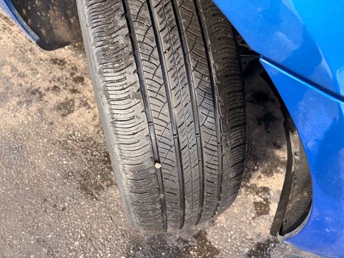 Used 2017 Porsche Macan image 40