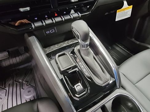 New 2026 GMC Canyon Elevation w/ Convenience Package image 22