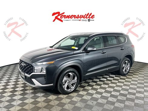 Used 2023 Hyundai Santa Fe SEL w/ Cargo Package image 3