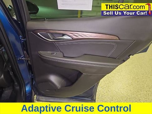 Used 2022 Buick Envision Avenir w/ Technology Package II image 29