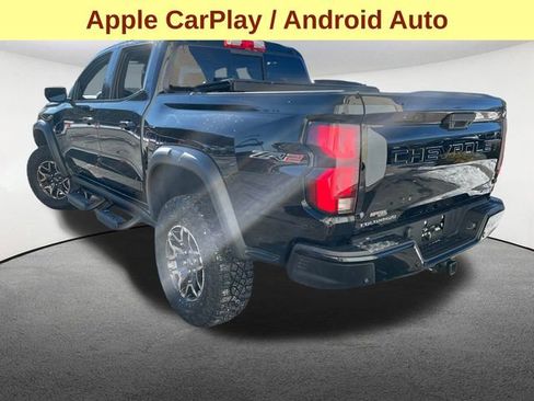 Used 2024 Chevrolet Colorado ZR2 w/ ZR2 Convenience Package III image 9