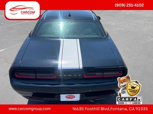 Used 2016 Dodge Challenger SXT w/ Sound Group RWD image 8