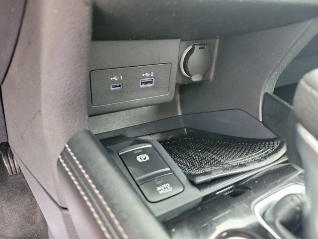 Used 2024 Nissan Kicks SV FWD image 12