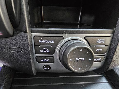 Used 2013 Honda Pilot Touring image 34