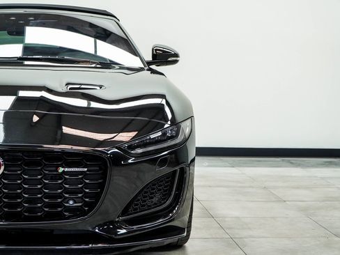 Used 2021 Jaguar F-TYPE R-Dynamic image 5