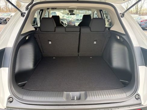 Certified 2026 Honda HR-V LX image 20