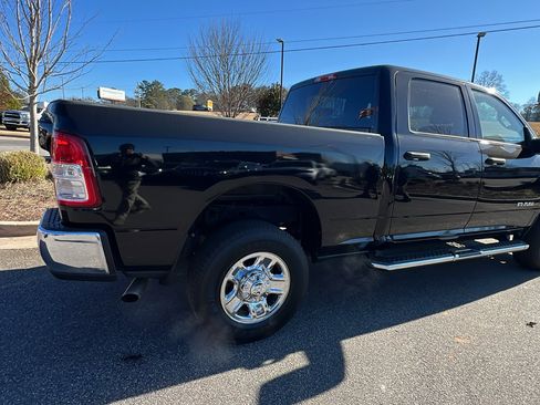 Used 2024 RAM 2500 Big Horn w/ Bed Utility Group image 8